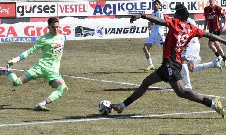 Sıcak Gündem: Manisa FK Vanspor maçı CANLI nereden izlenir? Manisa FK Vanspor maçı hangi kanalda? - Haberleri: