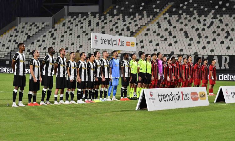 Son Gelişme: Manisa FK, Vanspor'u 4-1 Mağlup Etti - Son Dakika Haberleri | İşte Tüm Ayrıntılar