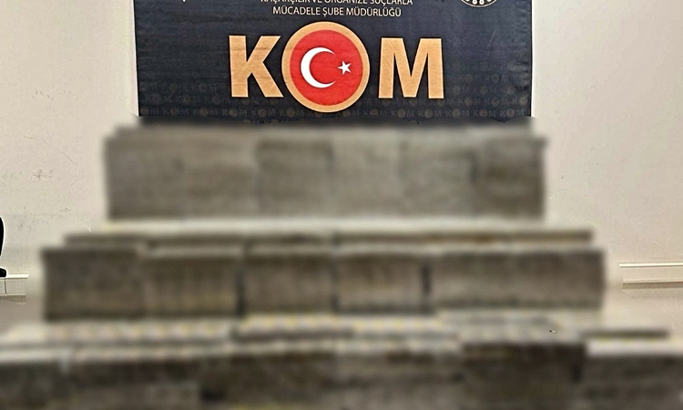 Mardin’de 14 bin paket kaçak sigara ele geçirildi: Gelişmeler Takip Ediliyor