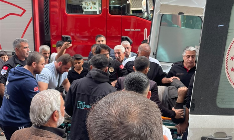 Mardin Kızıltepe'de asansör bakımı sırasında halat kopunca 2 işçi yaralandı - Son Dakika Bilgileri