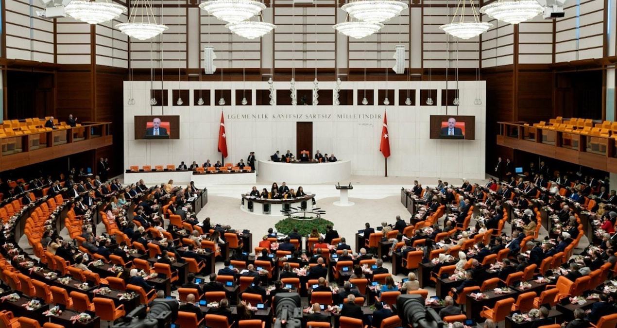 Ayrıntılar Netleşti: Meclis'te iftar boykotu! Bir partiye ayrı sofra kurulacak - En Son Haber