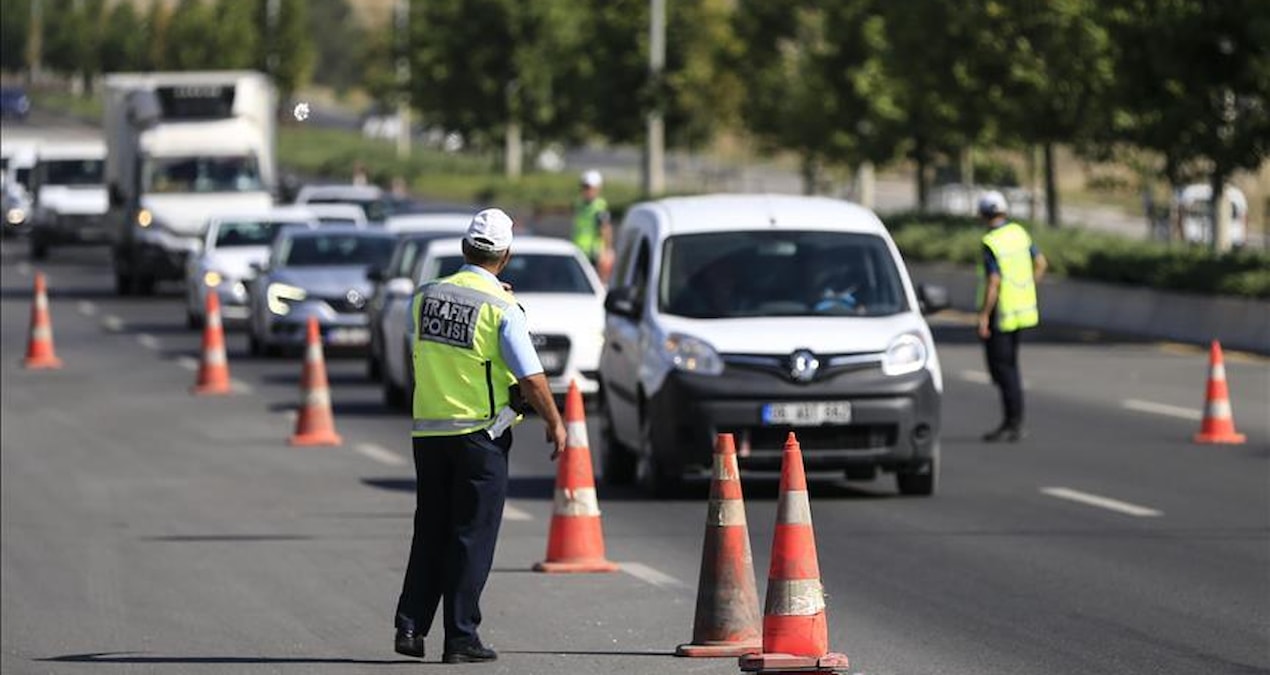 Ayrıntılar Netleşti: Meclis'ten geçti: İşte yeni trafik kuralları - Son Dakika Haberleri | İşte Tüm Ayrıntılar
