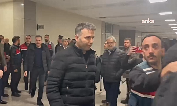 Mehmet Akif Ersoy’un tutukluluk hâlinin devamına karar verilerek dava 9 Ekim’e ertelendi | İşte Tüm Ayrıntılar