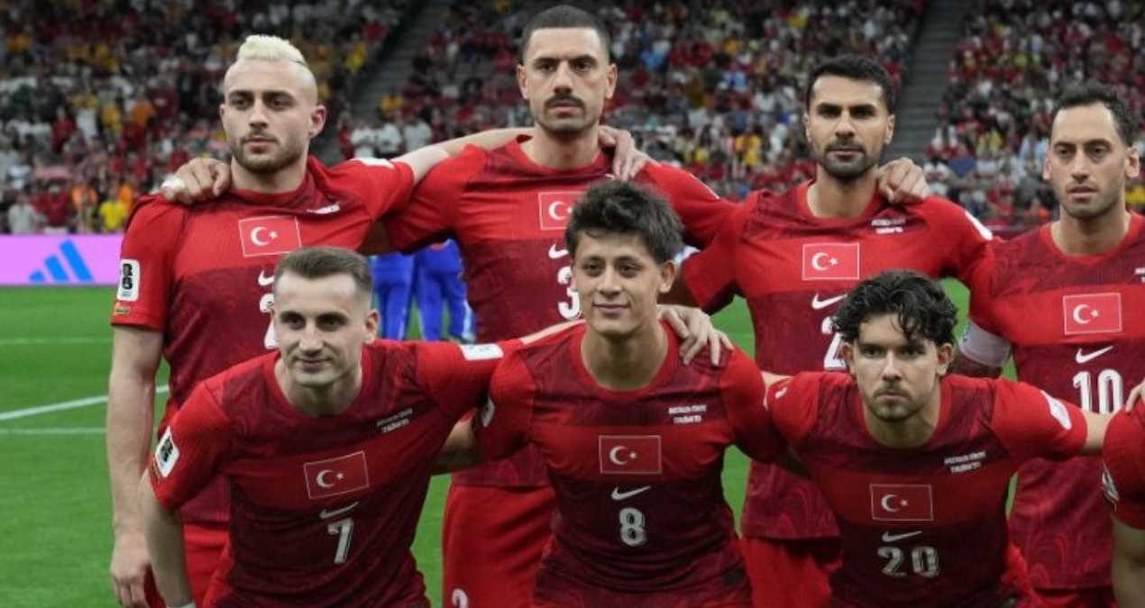 Sıcak Gündem: Merih Demiral: Futbol hatalar oyunu - En Son Haber: Gelişmeler Takip Ediliyor