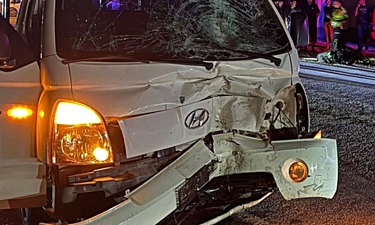 Mersin Erdemli'de motosikletle kamyonet çarpıştı, 16 yaşındaki motosiklet sürücüsü öldü - Son Dakika Bilgileri