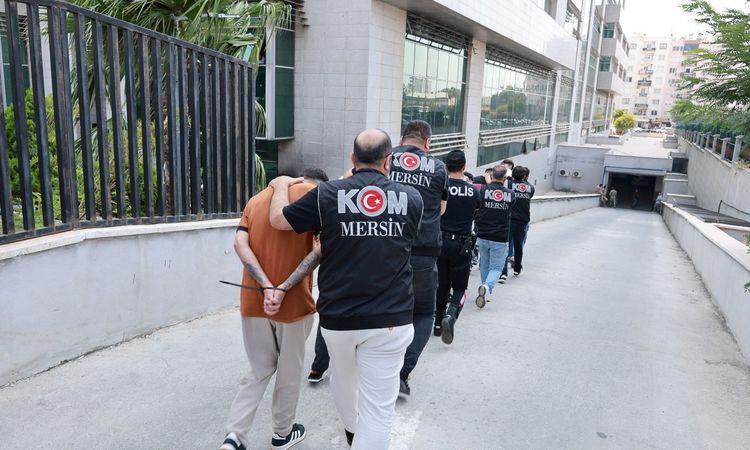 Sıcak Gündem: Mersin'de Tetikçilik Operasyonu: 6 Tutuklama - Son Dakika - Son Dakika Bilgileri