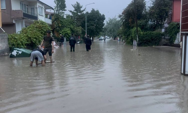 Ayrıntılar Netleşti: Meteoroloji’den Erzincan ve Bayburt’a sağanak uyarısı - Son Dakika ve Merak Edilenler
