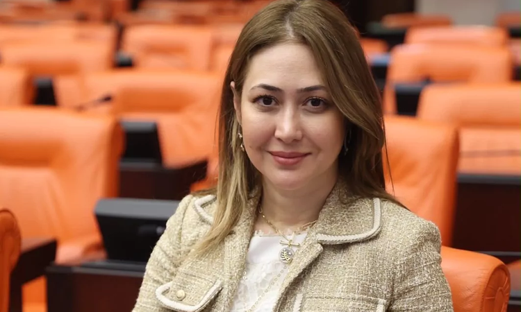 MHP Milletvekili Zuhal Karakoç, omurga kırığı tedavisinin ardından taburcu edildi - Son Dakika Bilgileri