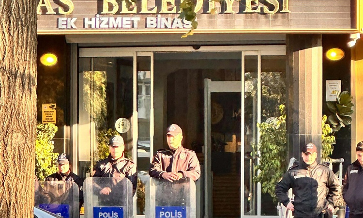 Milas Belediyesi soruşturmasında 6 şüpheli daha yakalanarak gözaltına sevk edildi, sayı 35'e ulaştı: Gelişmele