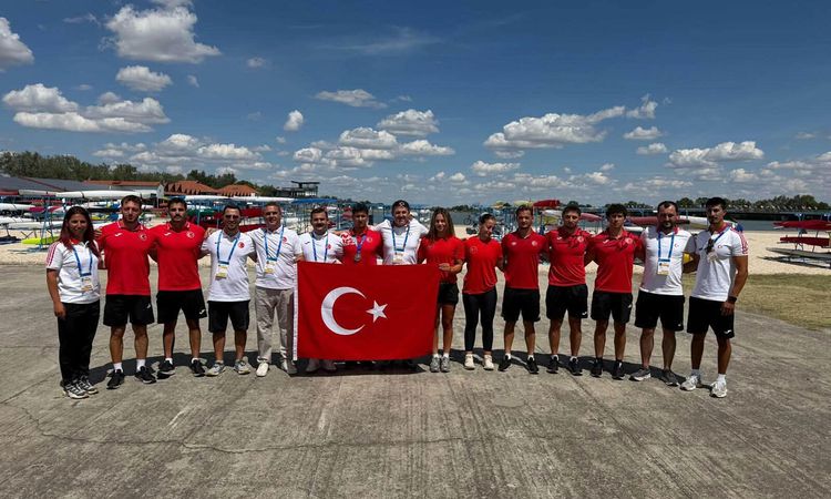 Sıcak Gündem: Milli kanocu Rahmi Kaan Karahan'dan Avrupa Şampiyonası'nda 3 bronz madalya - Son Dakika Haberler