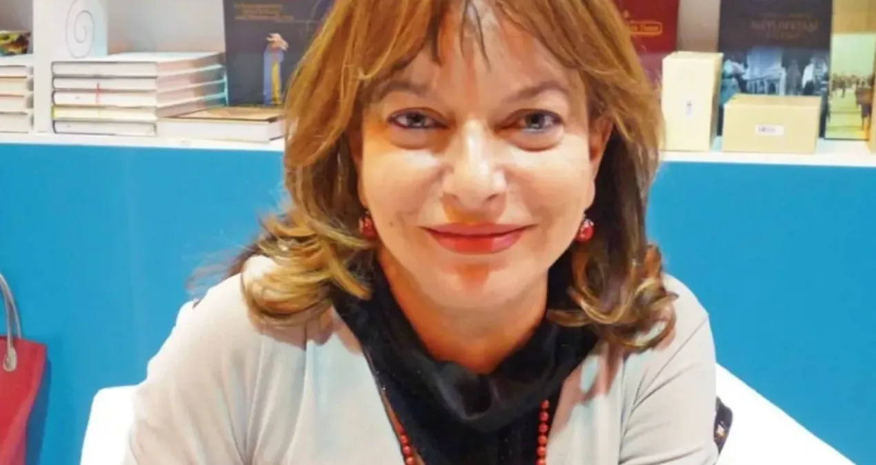 Kritik Açıklama: Mine Kırıkkanat'tan bir özür daha - Haberleri ve Merak Edilenler