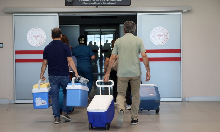 Kritik Açıklama: Motosiklet kazasında ölen Baran'ın organları 7 hastaya umut oldu - Son Dakika Haberleri - Son