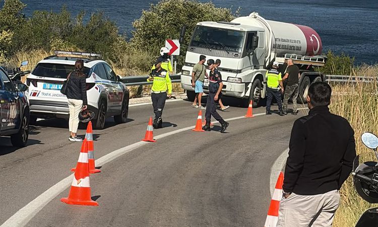 Motosikletiyle vidanjöre çarpan 19 yaşındaki Nazlıcan yaşamını yitirdi - Son Dakika Haberleri | İşte Tüm Ayrın
