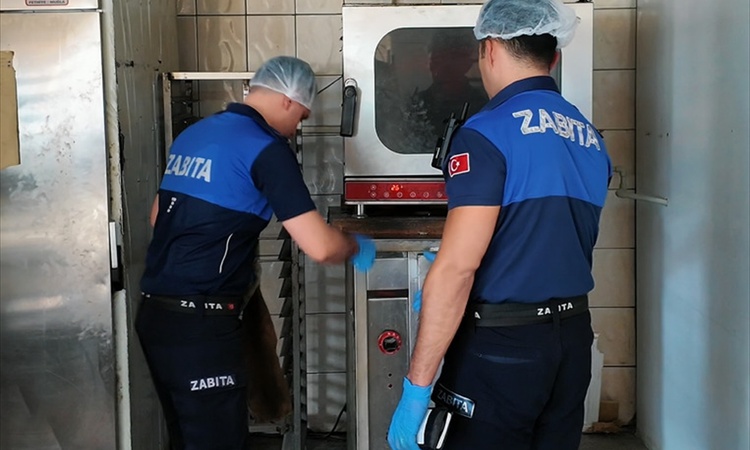 Muğla Dalaman'da fırın ve unlu mamul işletmelerine hijyen ve gramaj denetimi yapıldı