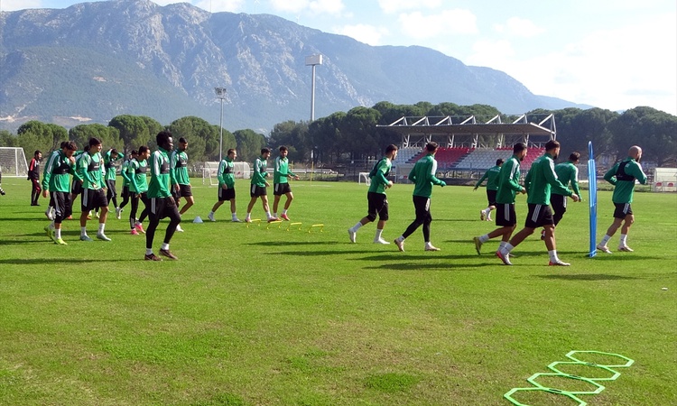 Muğlaspor, Kayserispor deplasmanı için hazırlıklarını sürdürüyor ve Merak Edilenler
