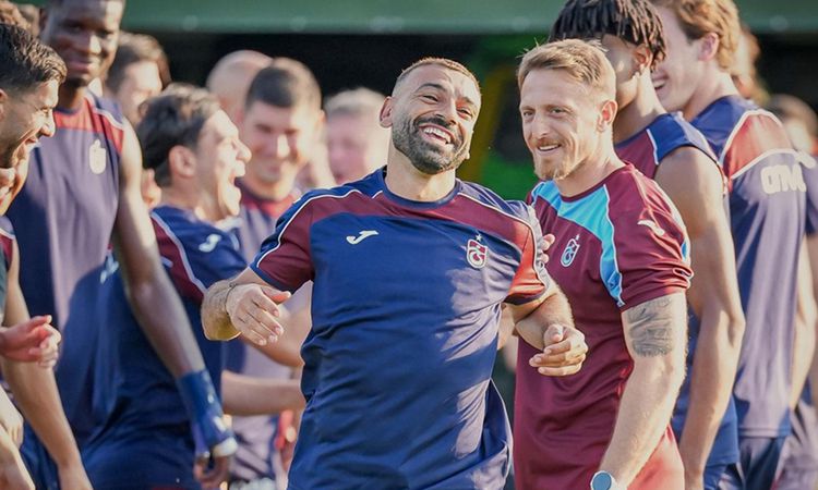 Muhammed Salah, Trabzonspor'da ilk antrenmanına çıktı - Son Dakika: Gelişmeler Takip Ediliyor