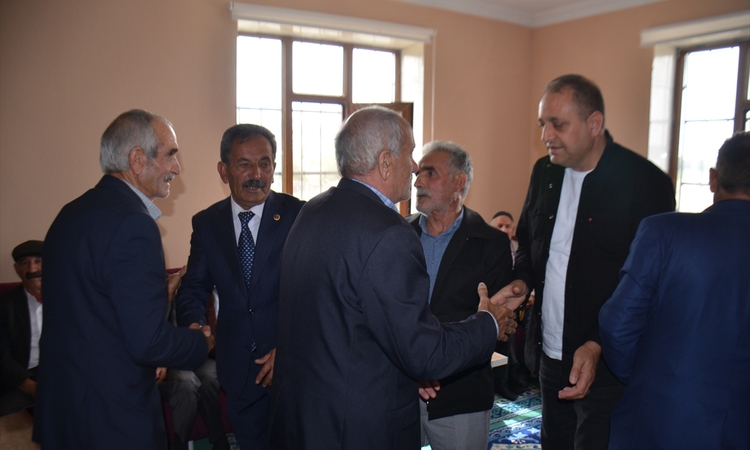 Muş Bulanık'ta Yıldız ve İlpars aileleri 2011'de başlayan husumeti barışla bitirdi - Son Dakika Bilgileri