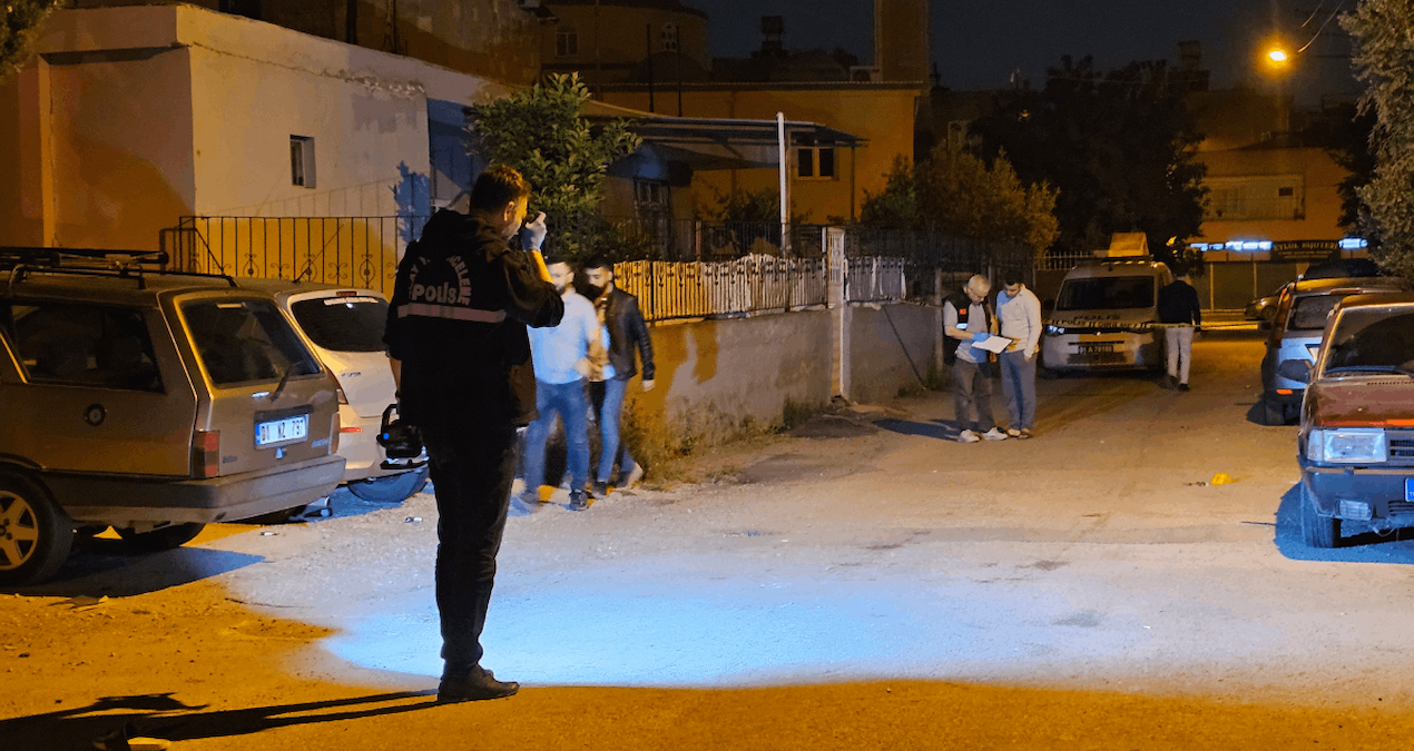 Müziği susturmak için silahları konuşturdular; 5 yaralı - Son Dakika Haberleri: Gelişmeler Takip Ediliyor