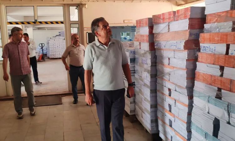 Gündemden Son Bilgiler: Nazilli’de ders kitabı dağıtımı öncesi hazırlıklar denetlendi - Son Dakika | İşte Tüm