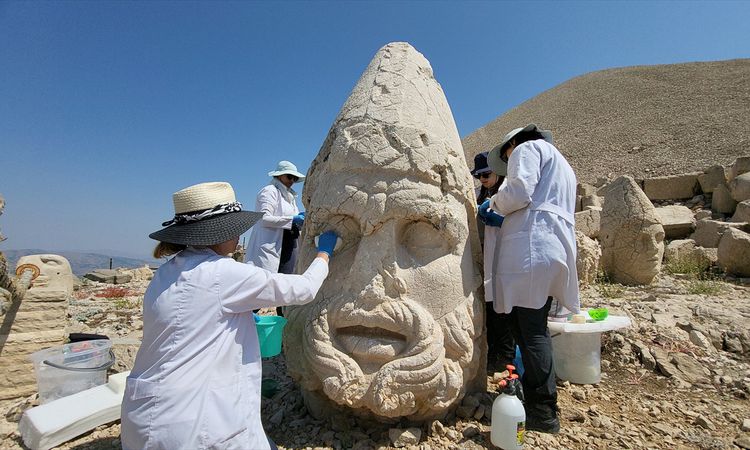 Nemrut'ta nanoteknolojiyle heykel restorasyonu - Son Dakika Bilgileri