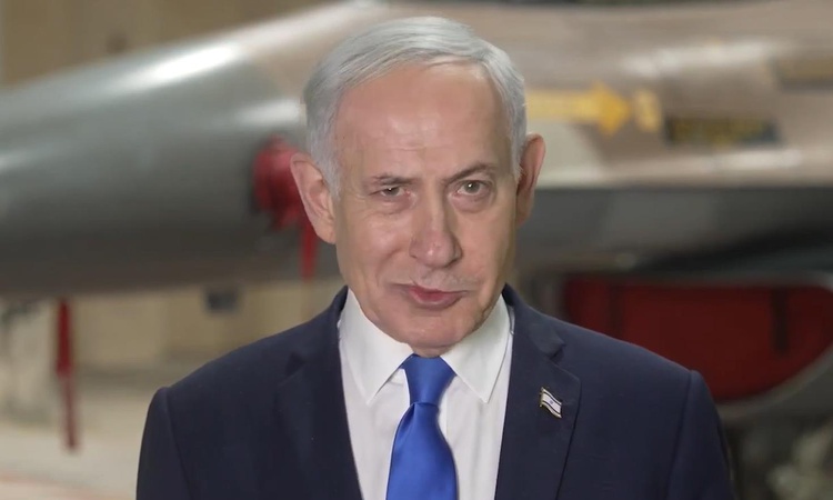 Netanyahu'dan tedirgin eden çıkış! Mesajı savaş uçaklarının önünde verdi | İşte Tüm Ayrıntılar