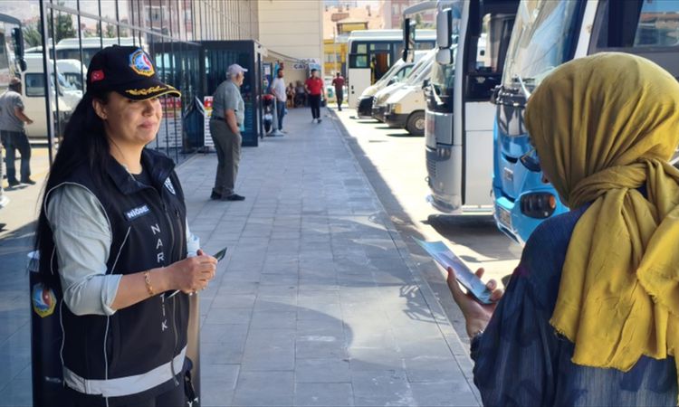 Sıcak Gündem: Niğde'de Uyuşturucuyla Mücadele Bilgilendirmesi - Son Dakika Haberleri