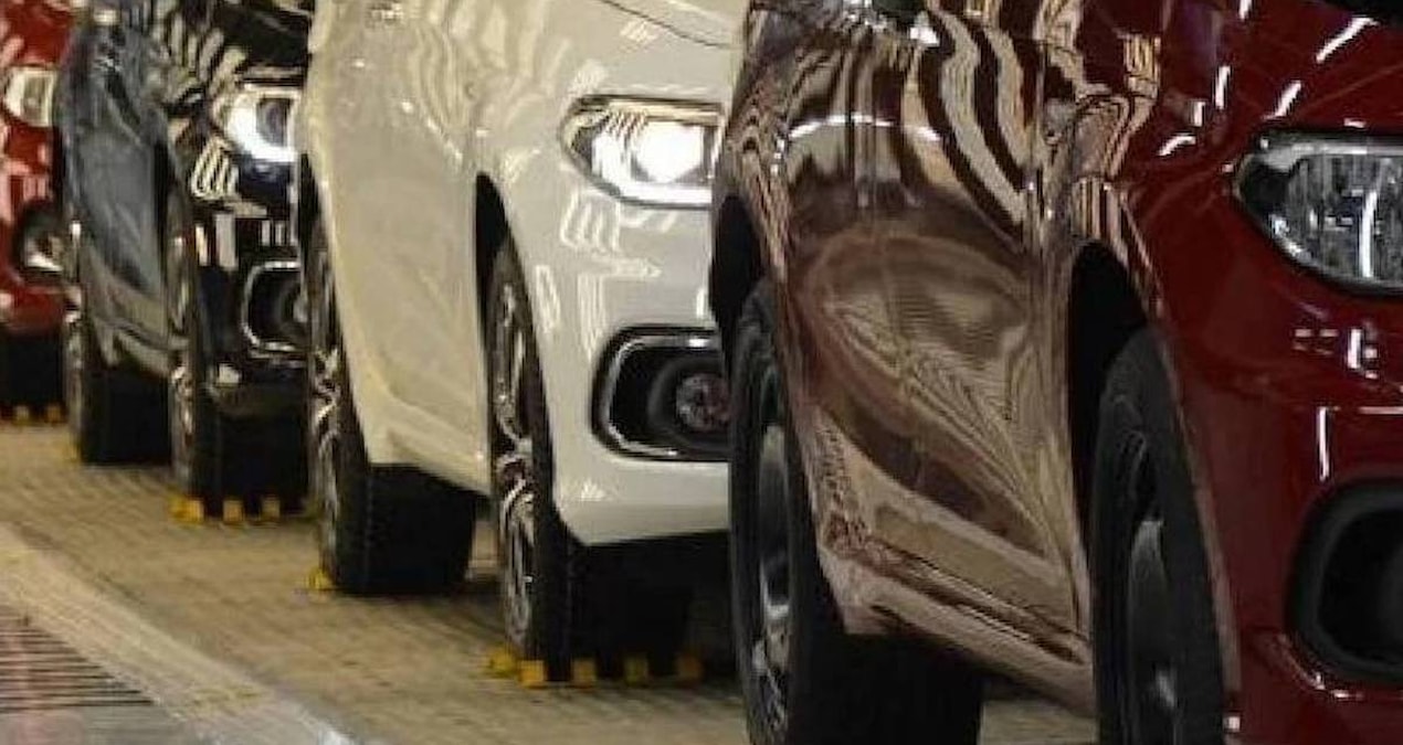 Sıcak Gündem: Nisan ayında Türkiye'de en çok satılan otomobiller resmen duyuruldu - Son Dakika - Son Dakika Bi