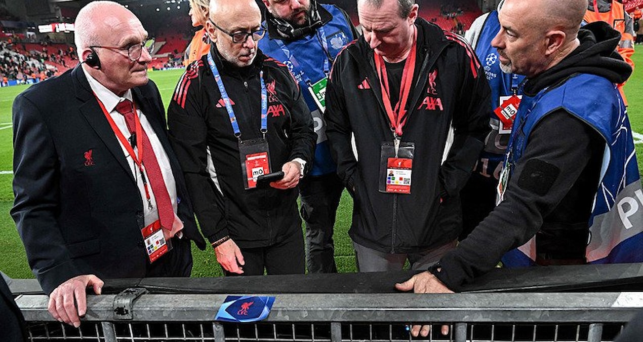 Ayrıntılar Netleşti: Noa Lang'ın parmağı kopuyordu! Liverpool'un aklı yeni başına geldi - En Son Haber - Son D