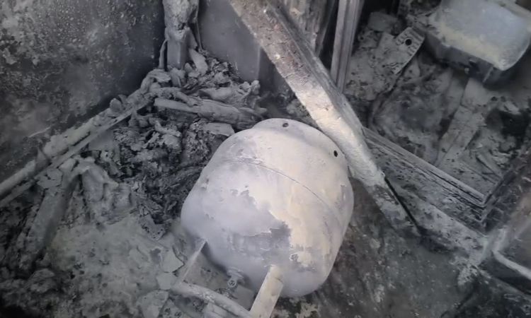 Kitchen Cylinder Catches Fire in Nusaybin: 2 Injured - Breaking News