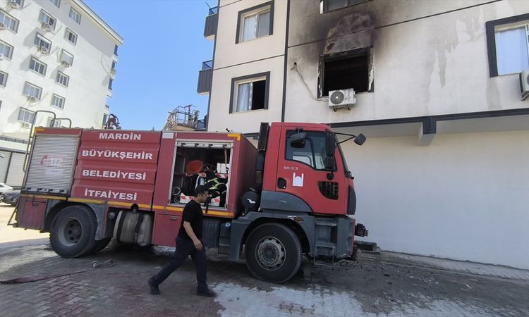 Son Gelişme: Nusaybin'de Yangın: 1'i Bebek 3 Kişi Dumandan Etkilendi - Son Dakika Haberleri - Son Dakika Bilgi