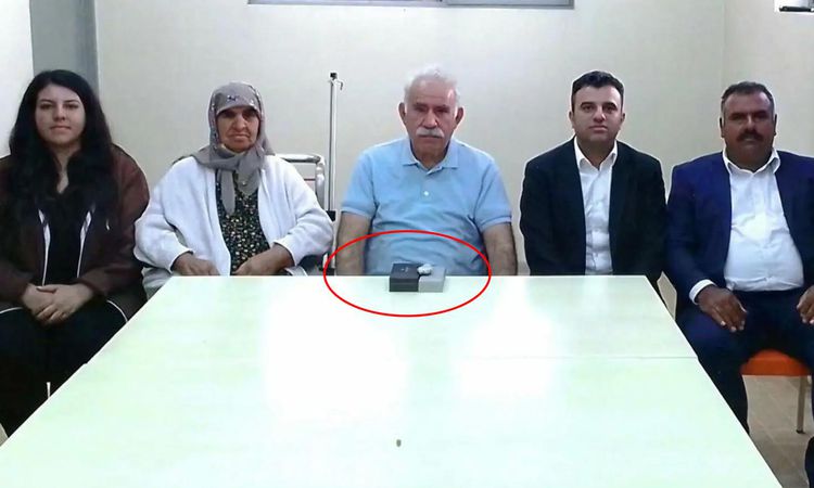 Sıcak Gündem: Öcalan'ın aile ziyaretindeki kasadaki kutuların sırrı gözler önüne serildi - Haberleri: Gelişmel