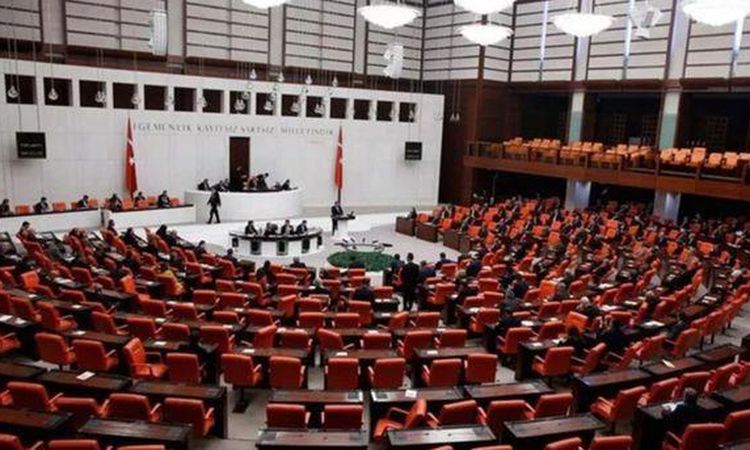 Son Gelişme: Öğrenci affı FLAŞ GELİŞME! Öğrenci affı çıktı mı, hangi tarihte çıkacak? Öğrenci affı Resmi Gazet