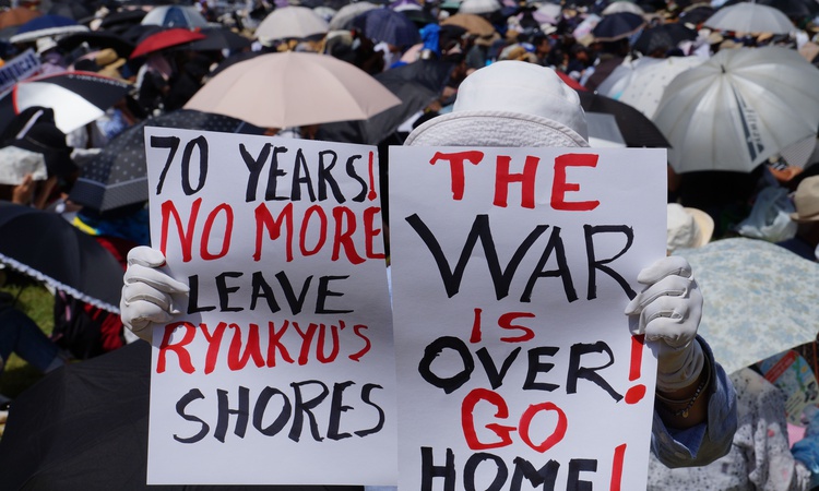 Okinawa'da görevli ABD deniz piyadesi gasp ve cinayet şüphesiyle yakalanarak gözaltına sevk edildi | İşte Tüm