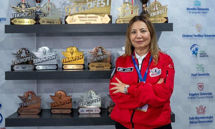 OMÜ, TEKNOFEST Şanlıurfa'da 1 altın, 1 gümüş ve 1 bronz madalya kazandı - Son Dakika Bilgileri