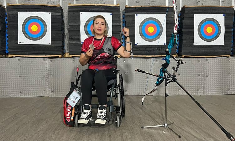 Archer with Spinal Cord Injury Takes Second Place in Turkey.