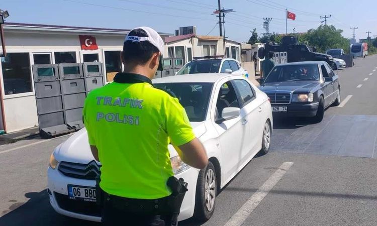 Gündemden Son Bilgiler: Ordu’da Trafik Denetimlerinde 18 Bin Araç Kontrol Edildi - Son Dakika