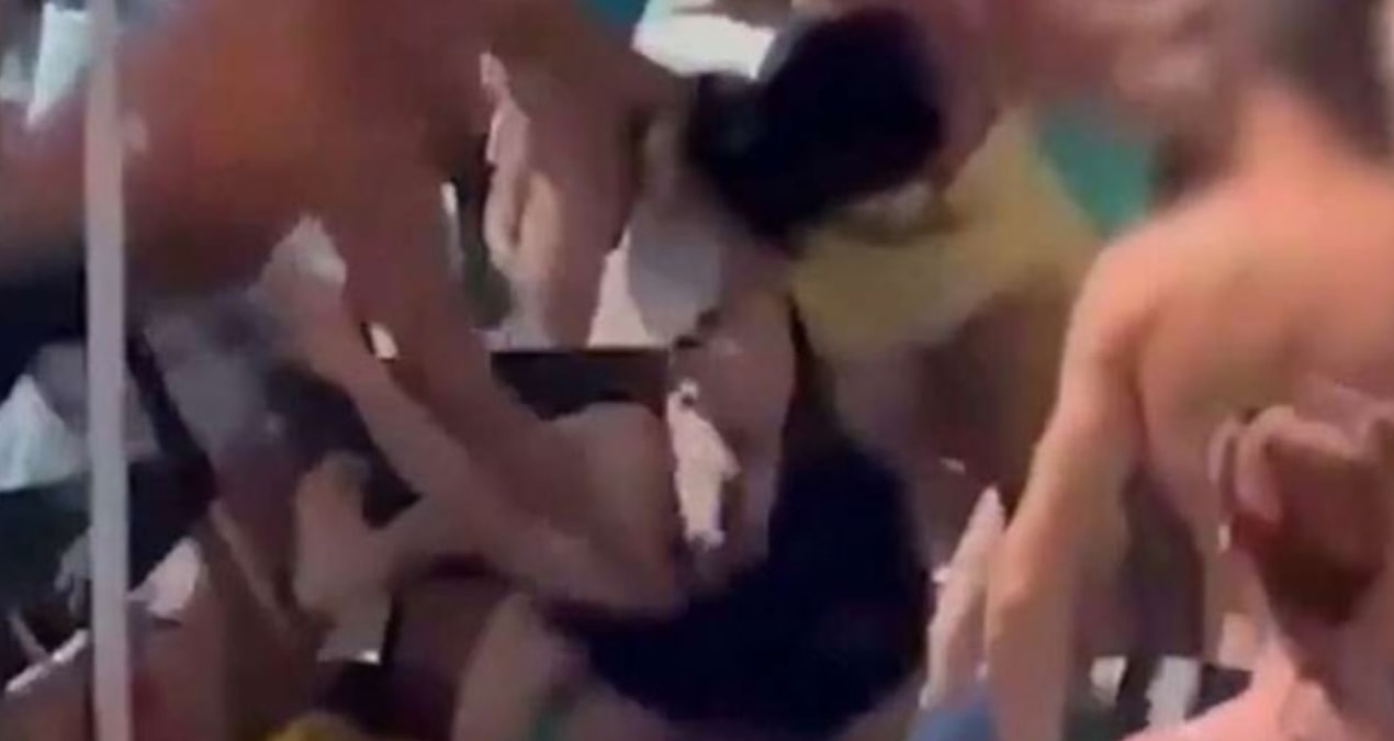 Gündemden Son Bilgiler: Ortalığı ayağa kaldıran görüntü! 13 yaşındaki kıza plajda meydan dayağı - Son Dakika: