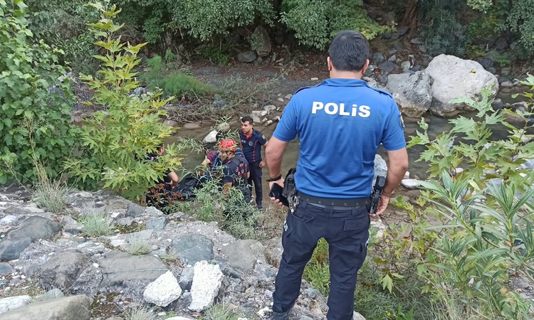 Osmaniye'de Karaçay Deresi'nde hareketsiz görülen erkeğin öldüğü belirlendi - Son Dakika Bilgileri