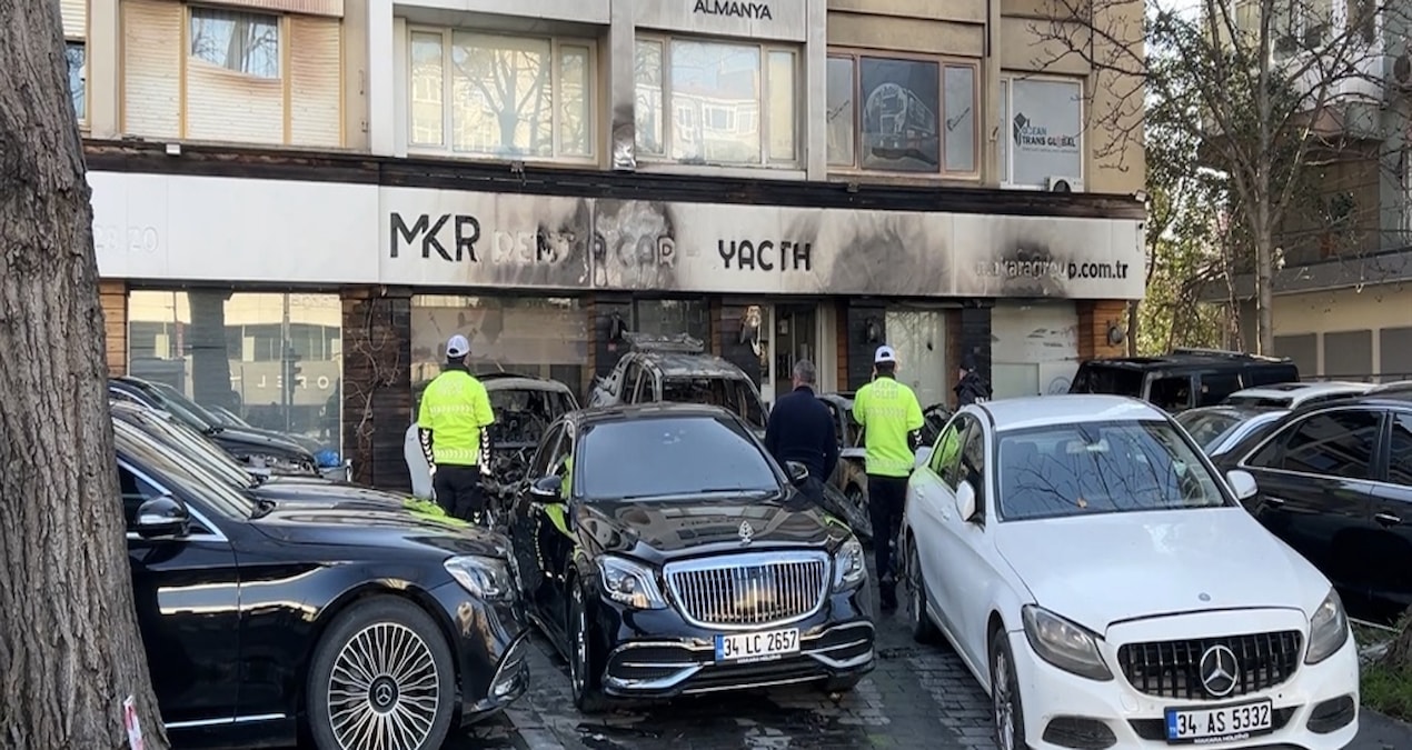Oto galerisi kundaklanan işletmeciler suç makinesi çıktı - En Son Haber: Gelişmeler Takip Ediliyor