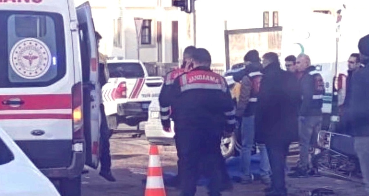 Ayrıntılar Netleşti: Otomobilin çarptığı motosiklet sürücüsü öldü - En Son Haber ve Merak Edilenler