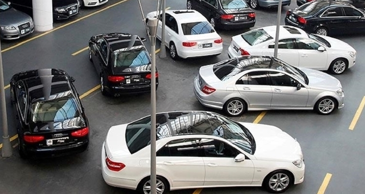 Otomotiv devi 700 bin aracını 'yangın' riskiyle geri çağırdı - En Son Haber ve Merak Edilenler