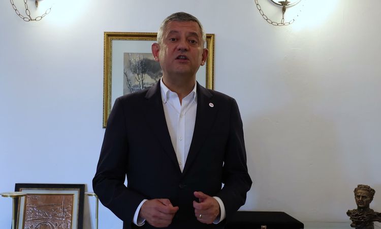 Gündemden Son Bilgiler: Özgür Özel'den YENİ Parti için bağış kampanyası: Partimizi millet kurdu, millet büyüte