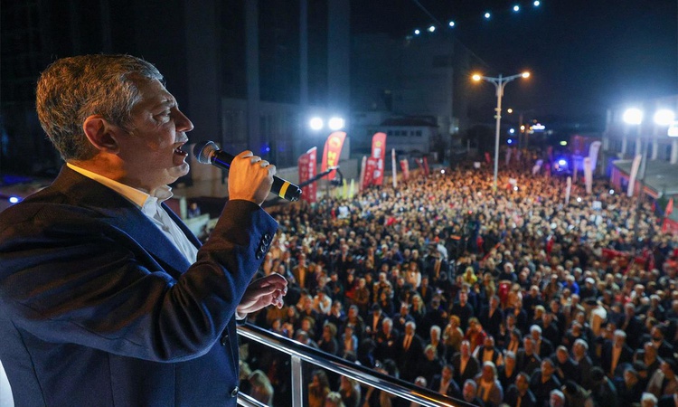 Özgür Özel’den yine sokak çağrısı: Gün evde oturma günü değildir | İşte Tüm Ayrıntılar