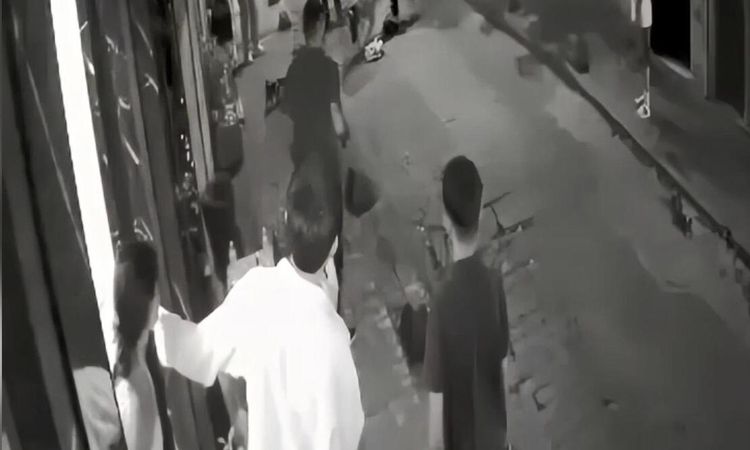 Kritik Açıklama: Pitbull Saldırısı Kanlı Bitti: Köpek Sahibi 3 Yerinden Bıçaklandı - Son Dakika Haberleri | İş