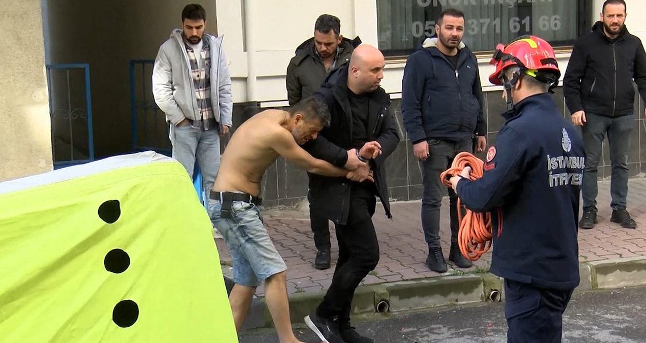 Gündemden Son Bilgiler: Polis gelince kendini eve kilitledi; kapı kırılarak yakalanarak gözaltına sevk edildi