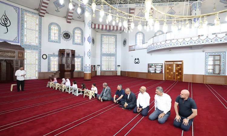 Kritik Açıklama: Prof. Dr. Gülçin'den verimli yaz tatili geçiren çocuklara tebrik - Haberleri - Son Dakika Bil