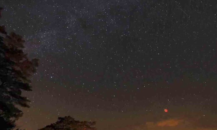Gündemden Son Bilgiler: Puşulu Yaylası'nda Perseid Meteor Yağmuru Görüntülendi - Son Dakika Haberleri