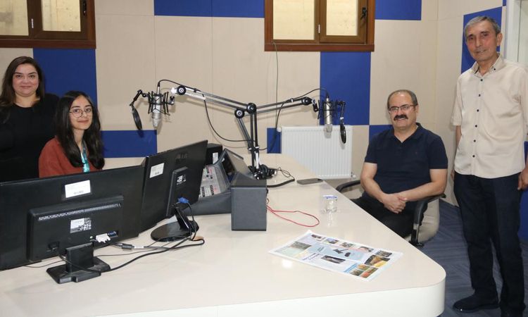 Son Gelişme: Radyo Kampüs’te tercih dönemi için akademik birimlerin tanıtımı yapıldı - Son Dakika Haberleri -