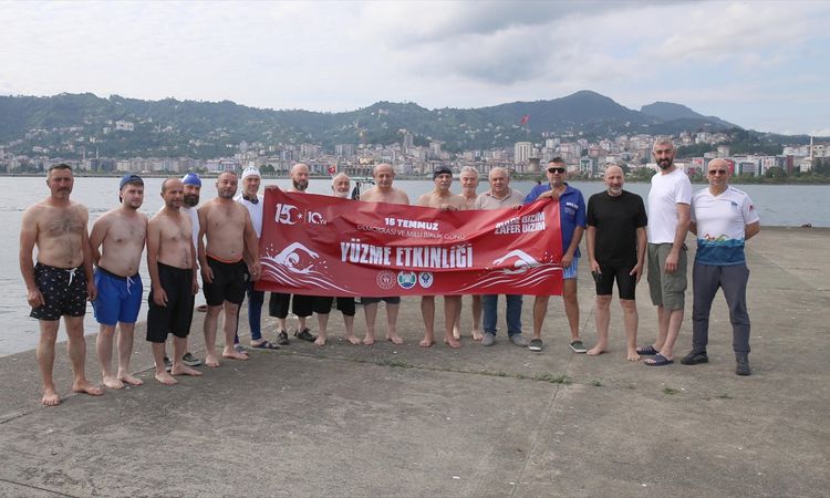 Commemorative swim in the sea in Rize in memory of July 15 - Breaking News