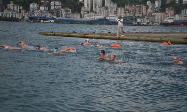 They took a stroke in memory of the July 15 martyrs in Rize - Last Minute News